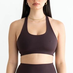 437 The Essentials Sports Bra in Espresso Large